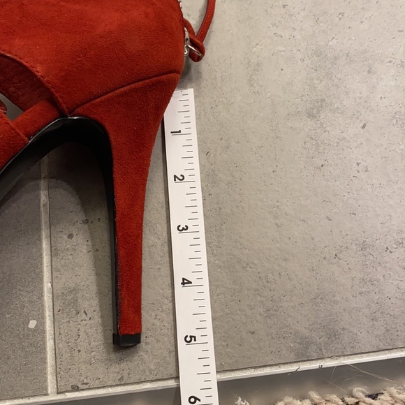 Red platform sandals 5” heel - Picture 4 of 4